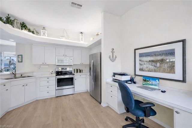 10801 Halfmoon Shoal RD # 202, Estero, FL 34135