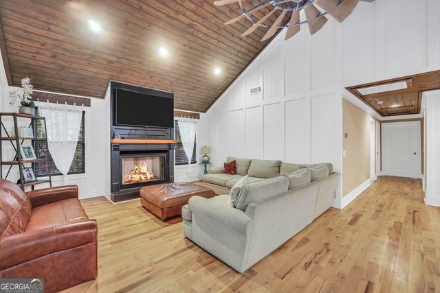 620 Rocky Creek Road, Forsyth, GA 31029