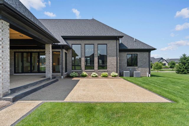 61570 Cotswold Drive, Washington Twp, MI 48094