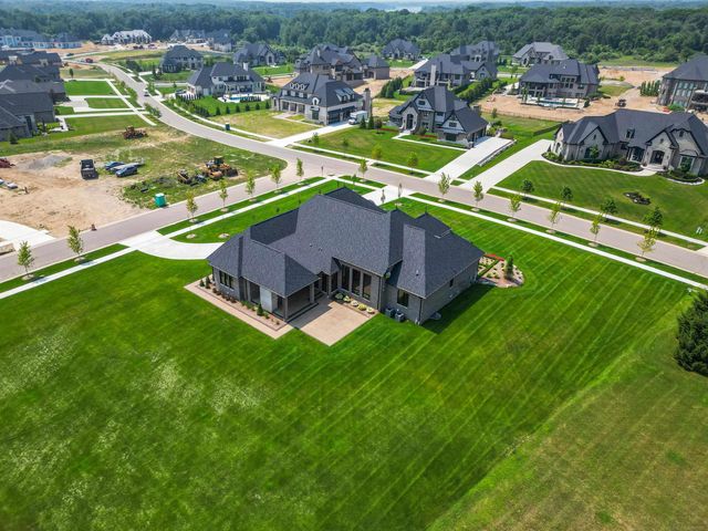 61570 Cotswold Drive, Washington Twp, MI 48094