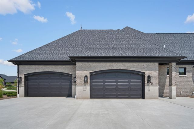 61570 Cotswold Drive, Washington Twp, MI 48094