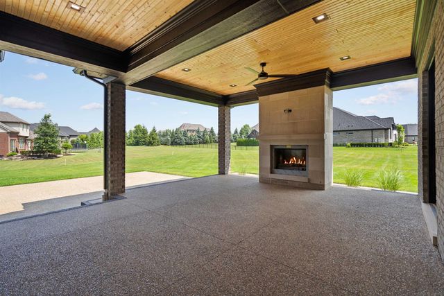 61570 Cotswold Drive, Washington Twp, MI 48094