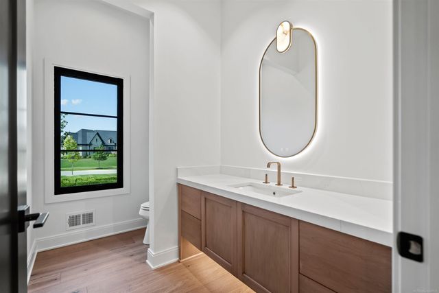 61570 Cotswold Drive, Washington Twp, MI 48094