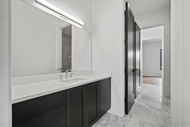 61570 Cotswold Drive, Washington Twp, MI 48094