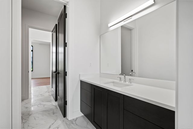 61570 Cotswold Drive, Washington Twp, MI 48094