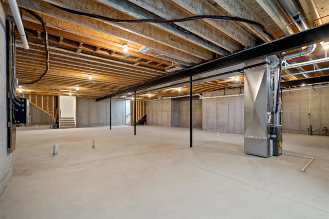 61570 Cotswold Drive, Washington Twp, MI 48094