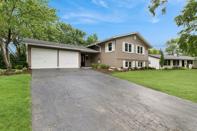 3239 Stillwell Court, Woodridge, IL 60517