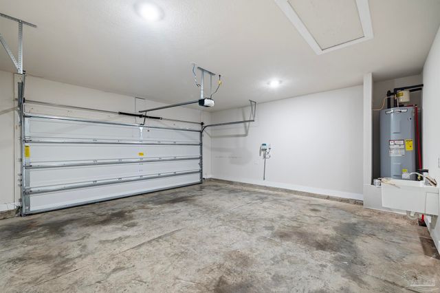 1940 Cambridge Park Dr, Gulf Breeze, FL 32563