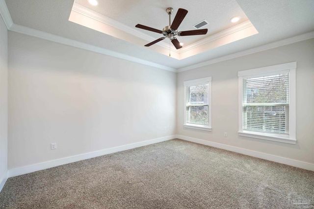 1940 Cambridge Park Dr, Gulf Breeze, FL 32563