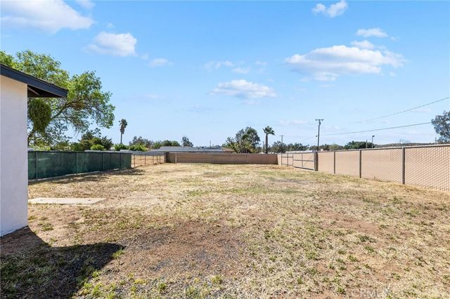 395 W 4th, Beaumont, CA 92223