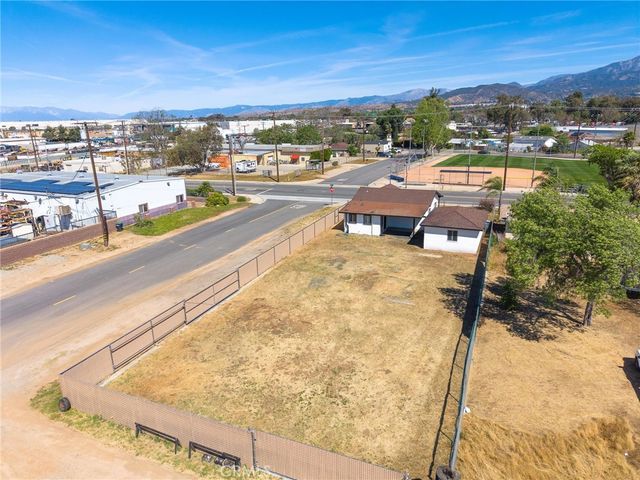 395 W 4th, Beaumont, CA 92223