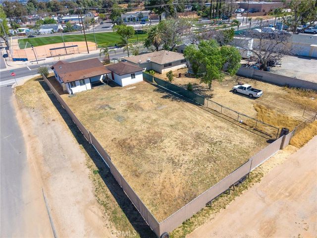 395 W 4th, Beaumont, CA 92223