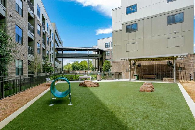 2033 S Gessner Road 3115, Houston, TX 77063