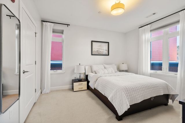 1501 Commonwealth 409, Boston, MA 02135