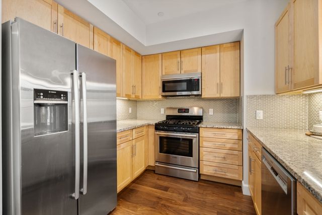 1501 Commonwealth 409, Boston, MA 02135