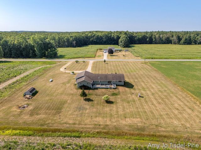 16972 W Stanton Road, Maple Valley, MI 49339