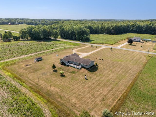 16972 W Stanton Road, Maple Valley, MI 49339