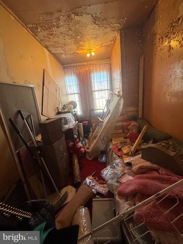 921 W SILVER ST, Philadelphia, PA 19133