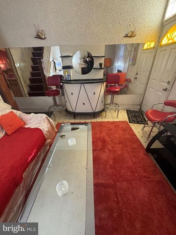 921 W SILVER ST, Philadelphia, PA 19133