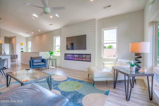 803 S Sixth Street Unit 2, Carolina Beach, NC 28428