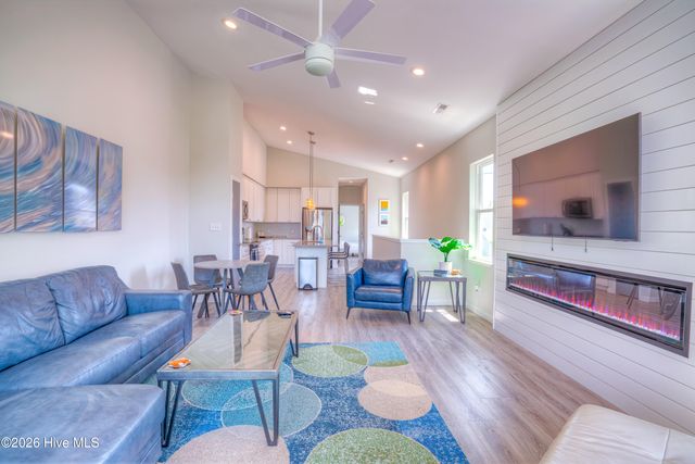 803 S Sixth Street Unit 2, Carolina Beach, NC 28428