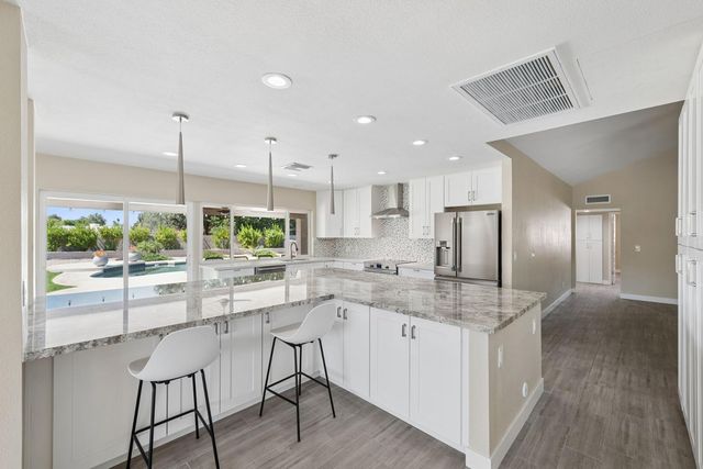 13222 N 1st Avenue, Phoenix, AZ 85029