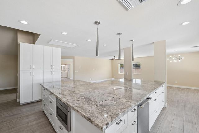 13222 N 1st Avenue, Phoenix, AZ 85029