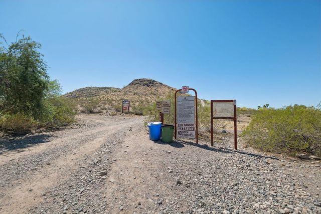 13222 N 1st Avenue, Phoenix, AZ 85029