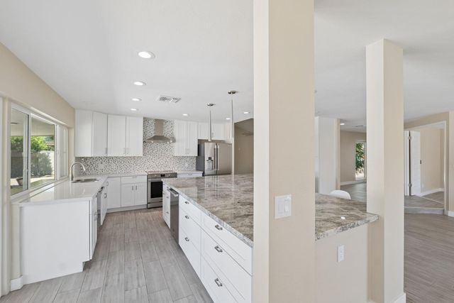 13222 N 1st Avenue, Phoenix, AZ 85029