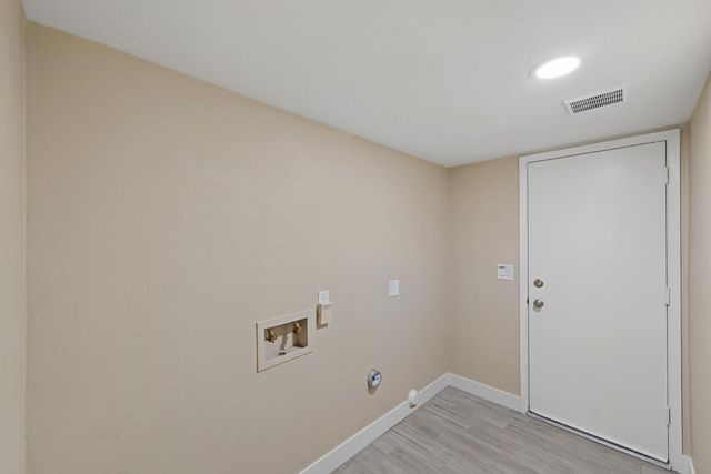 13222 N 1st Avenue, Phoenix, AZ 85029