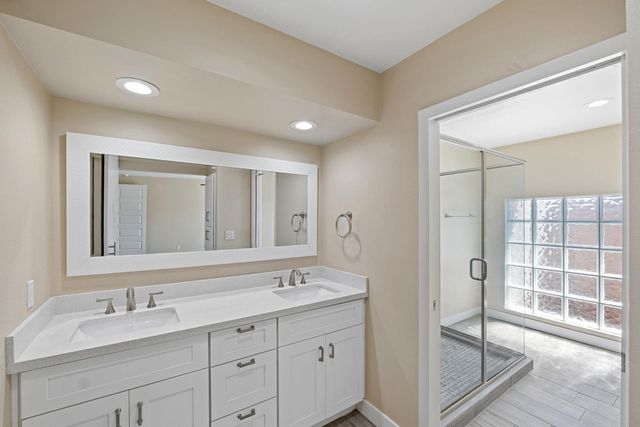 13222 N 1st Avenue, Phoenix, AZ 85029