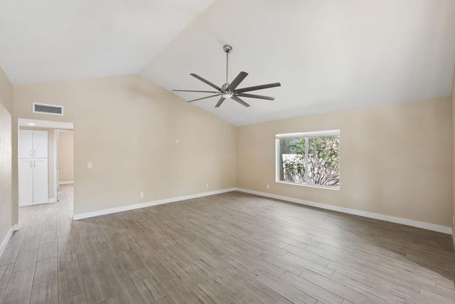 13222 N 1st Avenue, Phoenix, AZ 85029