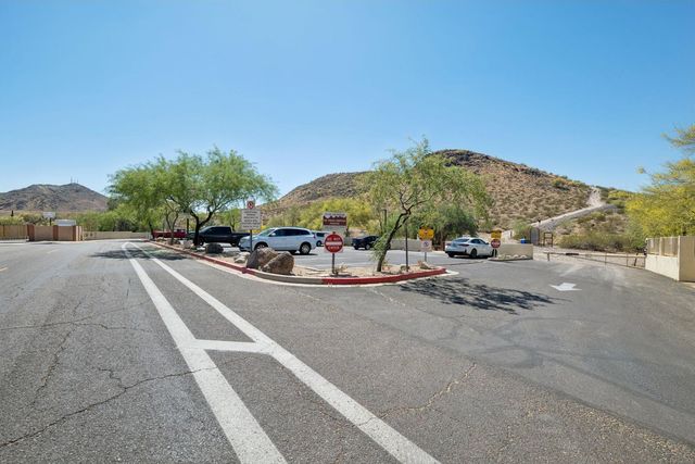 13222 N 1st Avenue, Phoenix, AZ 85029