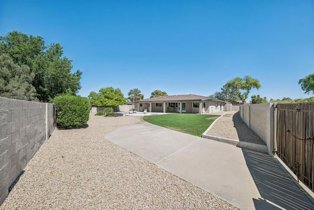 13222 N 1st Avenue, Phoenix, AZ 85029