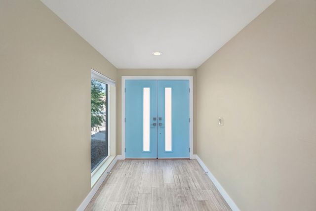 13222 N 1st Avenue, Phoenix, AZ 85029