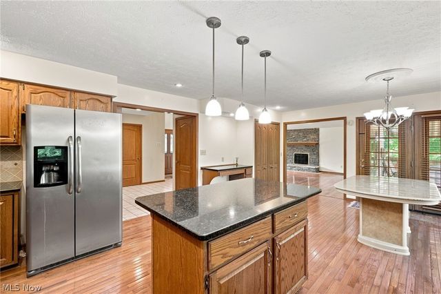9530 Rainbow Lane, North Royalton, OH 44133