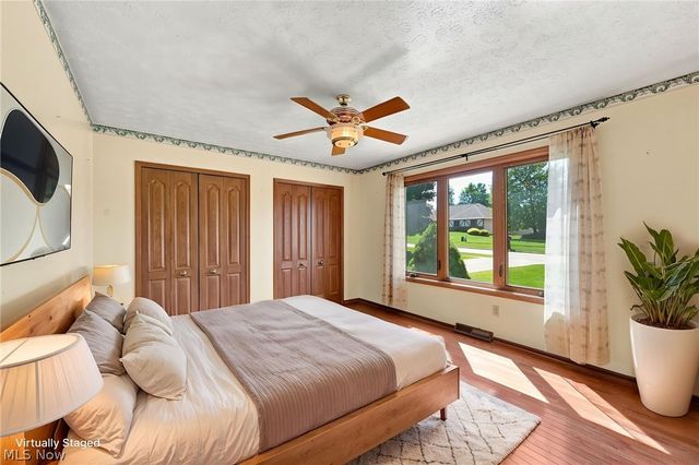 9530 Rainbow Lane, North Royalton, OH 44133