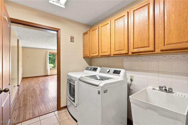 9530 Rainbow Lane, North Royalton, OH 44133
