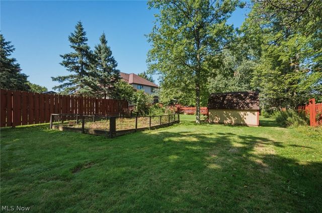 9530 Rainbow Lane, North Royalton, OH 44133