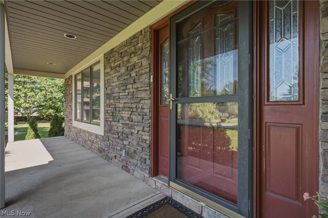 9530 Rainbow Lane, North Royalton, OH 44133