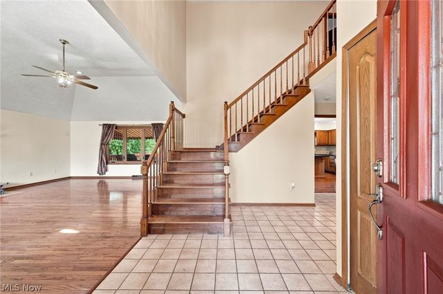 9530 Rainbow Lane, North Royalton, OH 44133