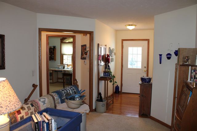 2443 Pheasant Ln, Salina, KS 67401