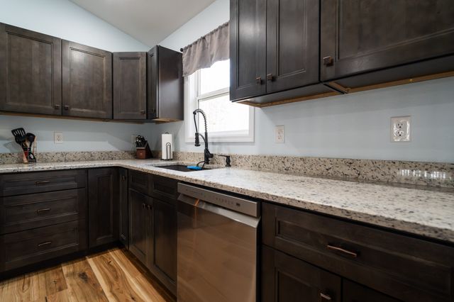 1561 Bicknell Rd, Clarkrange, TN 38553