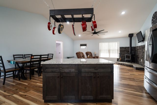 1561 Bicknell Rd, Clarkrange, TN 38553