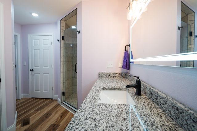 1561 Bicknell Rd, Clarkrange, TN 38553