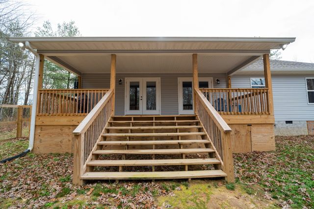 1561 Bicknell Rd, Clarkrange, TN 38553