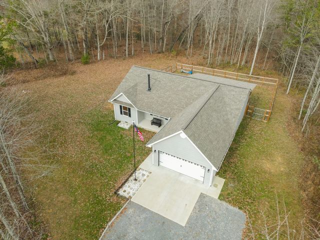 1561 Bicknell Rd, Clarkrange, TN 38553