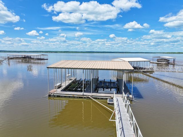 5041 Lake Breeze Road, Grove, OK 74344