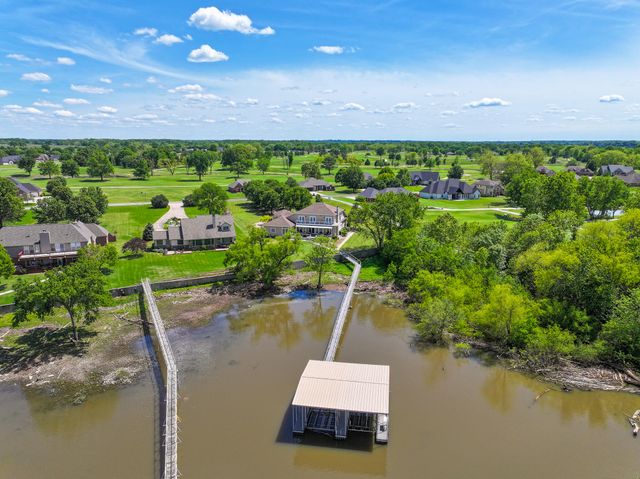 5041 Lake Breeze Road, Grove, OK 74344