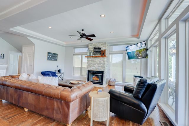 5041 Lake Breeze Road, Grove, OK 74344